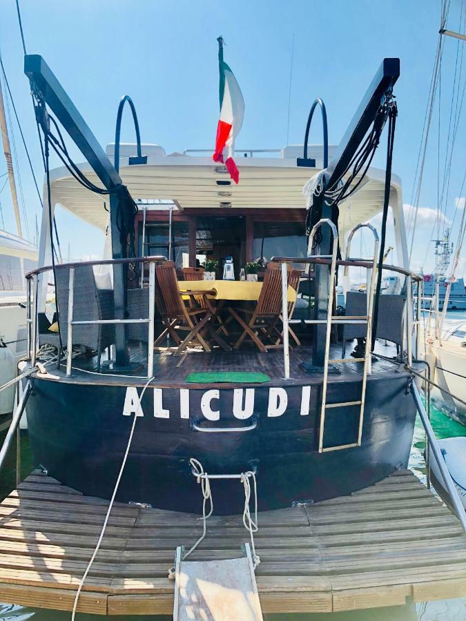 Boat & Breakfast Alicudi Bed & Breakfast Alghero Dış mekan fotoğraf